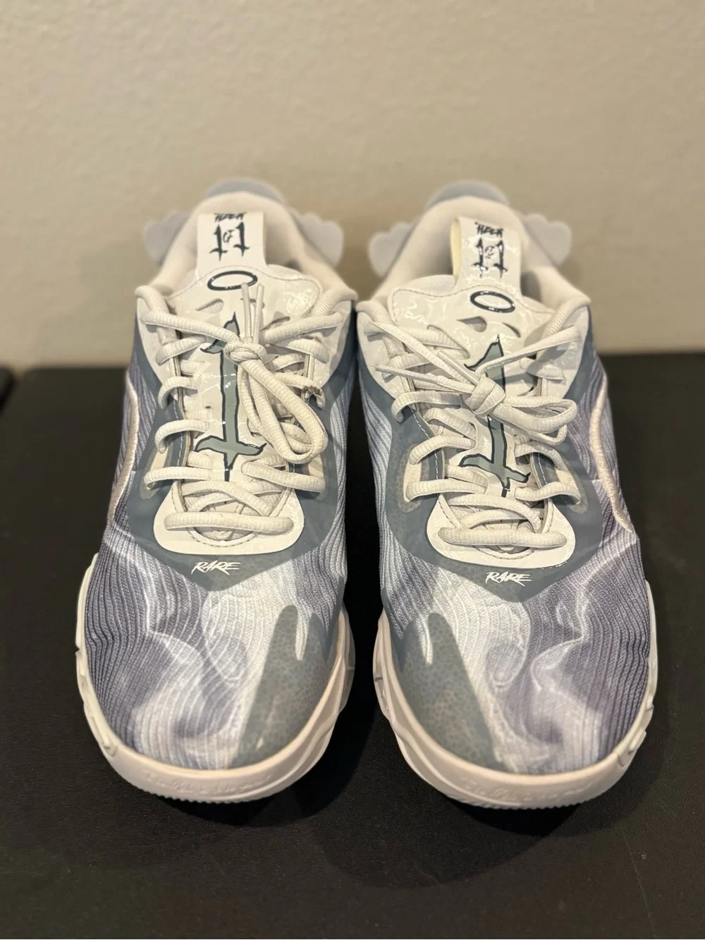 Puma Lamelo Ball MB.04 Lo Team 312174-03 Feather Grey Basketball Shoe Mens Sz 9